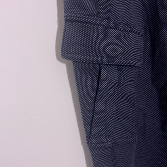 Lululemon Cropped Cargo Pants Purple 8 NWOT - Picture 11 of 15